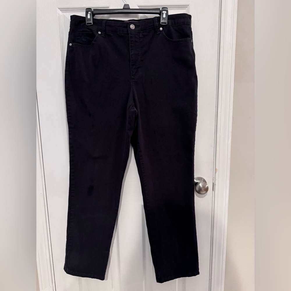 Gloria Vanderbilt Women's Amanda Slim Black Jeans